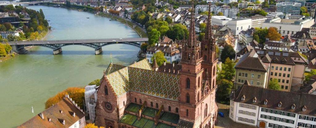Schweiz Apartment Базел Екстериор снимка