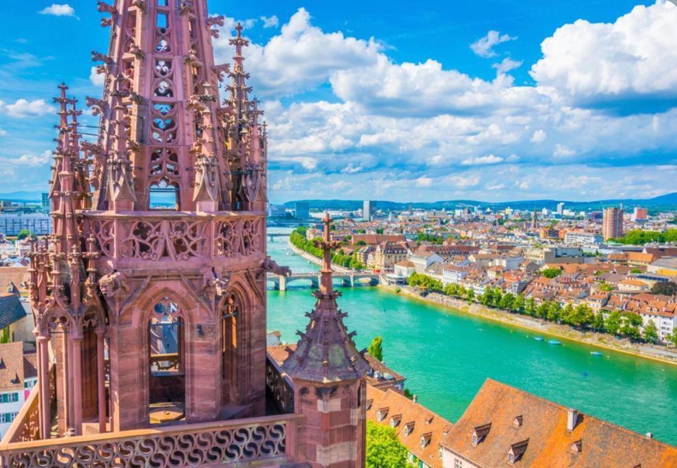 Schweiz Apartment Базел Екстериор снимка